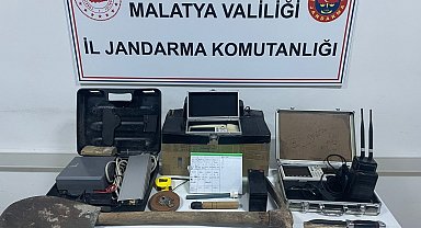 Yazıhan'da Kaçak Kazıya Suçüstü