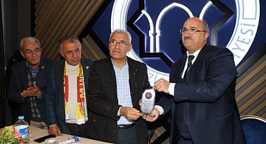 Başkan Güder, İlçedeki Muhtarlarla Buluştu