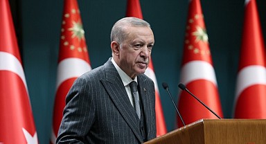 Cumhurbaşkanı Erdoğan'dan Sözleşmeli Memura Kadro Müjdesi