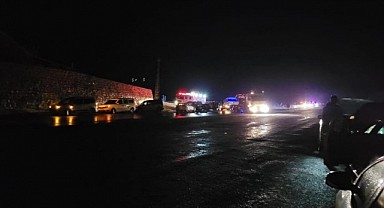 Diyarbakır’da Polis Aracı Kaza Yaptı: 17 Yaralı