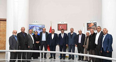 Gürkan, "İlçelerimizin tamamına adil ve adaletli bir şekilde hizmet götürüyoruz"