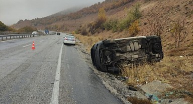 Malatya'da Kontrolden Çıkan Araç Takla Attı: 2 Yaralı
