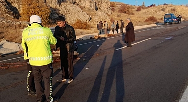 Malatya'da Otomobil Sürüye Daldı, 18 Koyun Telef Oldu