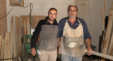 Malatyalı aile üç kuşaktır ağaçlara şekil veriyor