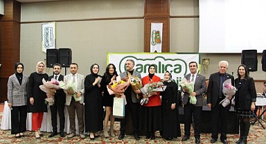 Özel Çamlıca Kolejinde Öğretmenler Günü Etkinliği