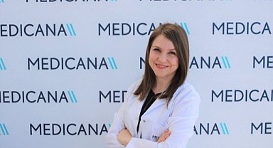 Psikiyatri Uzmanı Dr. Gamze Yüksel; 'Sosyal medya bağımlılığı hayatı olumsuz etkiliyor'