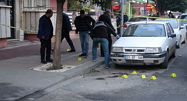 Son dakika... Sokak Ortasında Amcasına Kurşun Yağdırdı