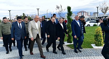 Veysel Eroğlu'ndan Beylerderesi Projesine Tam Not