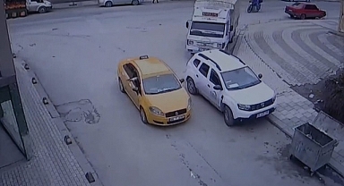 Abdest almak için girdiği camide silahla vuruldu