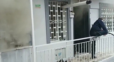 Çakmakla oynayan çocuklar yangın çıkardı