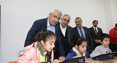 Güder, geleceğin bilim ve teknoloji yıldızlarıyla buluştu