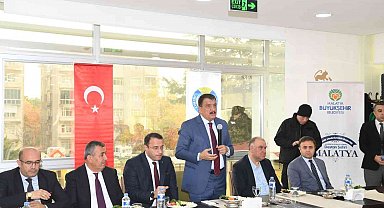 Gürkan, sendika temsilcileriyle bir araya geldi