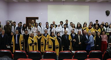 İnönü üniversitesi'de Kimya öğrencileri törenle beyaz önlük giydi