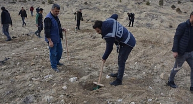 Malatya'da fidanlar, Şehit Ramazan Tülek'in Anısına Toprakla Buluşturuldu