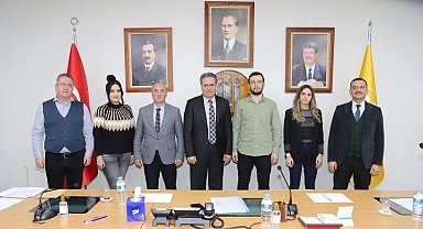 Öğrenci Senato Başkanlığına tıbbiyeli öğrenci