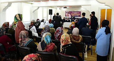 Başkan Çınar, ev hanımlarını dinledi