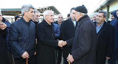 Başkan Güder: "Her daim çiftçilerimizin ve üreticilerimizin yanındayız"