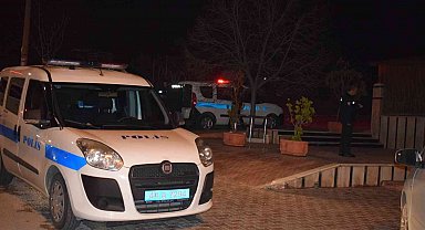 Bıçaklı ve silahlı kavga: 2 yaralı