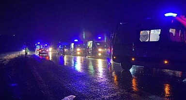 Diyarbakır’da yolcu otobüsü devrildi: 5 ölü, 23 yaralı