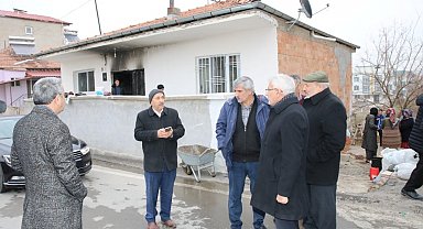 Evi yanan aileye Başkan Güder sahip çıktı