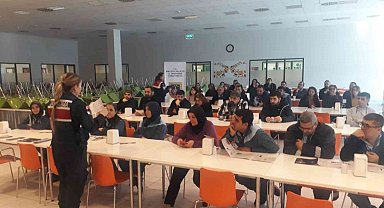 Jandarmadan kadına el kalkmaz eğitimi