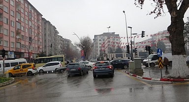 Malatya'da yağışlı hava etkili oluyor