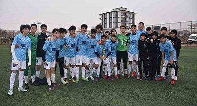 Malatya Şehir Spor takımı namağlup şampiyon