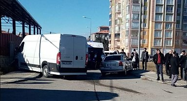 Malatya'da Minibüs ile otomobil çarpıştı: 2 yaralı