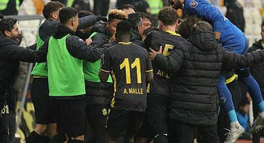 Yeni Malatyaspor lider Eyüpspor'u 2-1 Mağlup Etti