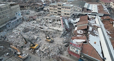 Depremin vurduğu Malatya'daki yıkım havadan görüntülendi