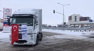 Kars'ta 9 yardım tırı Şanlıurfa'ya yola çıktı