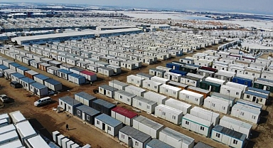 Malatya'da 10 bin kişinin barınacağı konteyner kente aileler yerleşmeye başladı