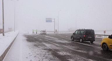 Malatya'da kar geçit vermiyor