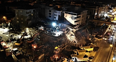 Malatya'daki 4 katlı otel 10'dan fazla kişiye mezar oldu