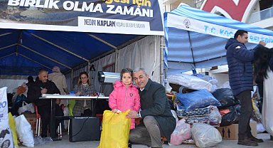 Minik Ebrar'dan duygulandıran yardım