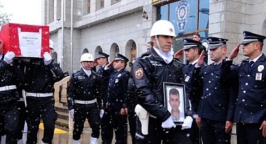 Polis Memuru Ömer Özdemir Trafik Kazasında Hayatını Kaybetti