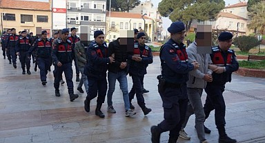 Aydın merkezli üç ilde yasa dışı bahis operasyonu: 8 gözaltı