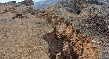 Darende'de depremin ürkütücü fotoğrafı