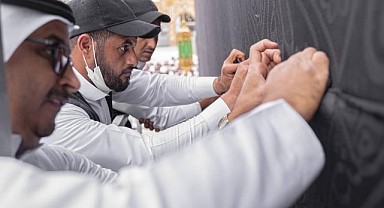 Kabe'nin örtüsü için temizlik, bakım ve onarım çalışması başlatıldı