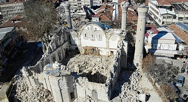 Malatya'da depremlerde 25 cami yıkılırken, 3 din görevlisi vefat etti