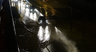 Malatya'da sağanak yağış etkili oldu