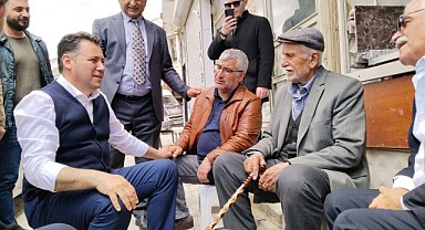 ‘90 Günde Enkaz Temizleyemeyenler Bir Yılda Nasıl Ev Teslim Edecekler?’ 