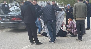 Bursa'da bisikletli kadın ölümden döndü