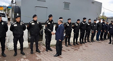 Emniyet Genel Müdürü deprem bölgesinde