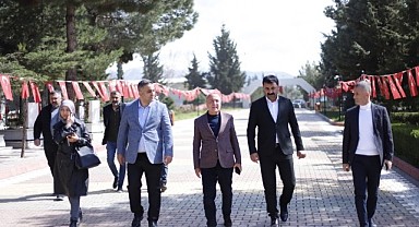 MHP Malatya Milletvekili Adaylarından Şehitlik Ziyareti 