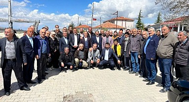 MHP Milletvekili Adayları Akçadağ'ı ziyaret ederek vatandaşlarla bir araya geldi