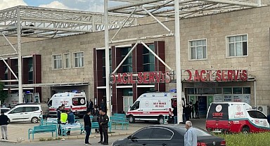 Suriye'de yaşanan patlamada 2 polis şehit oldu, 7 polis yaralandı 