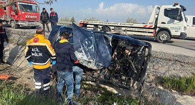 Afyonkarahisar'da feci kaza: 1 kişi öldü, 3 kişi yaralandı