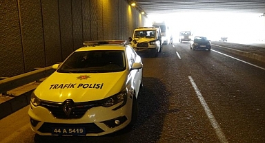 Malatya'da akaryakıt tankeri ile kamyonet çarpıştı: 1 yaralı