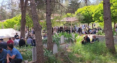 Kazada Hayatını Kaybeden 6 Depremzede Toprağa Verildi